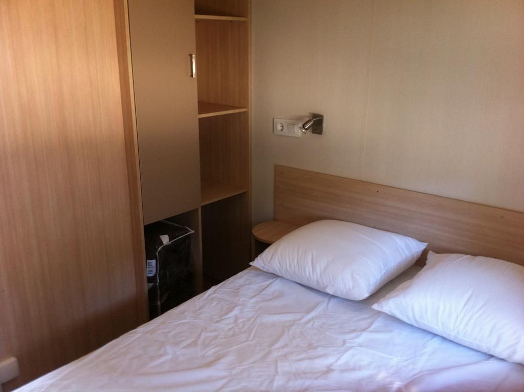 فندق كالفيسونفي  Team Holiday - Camping Mer Et Camargue الغرفة الصورة